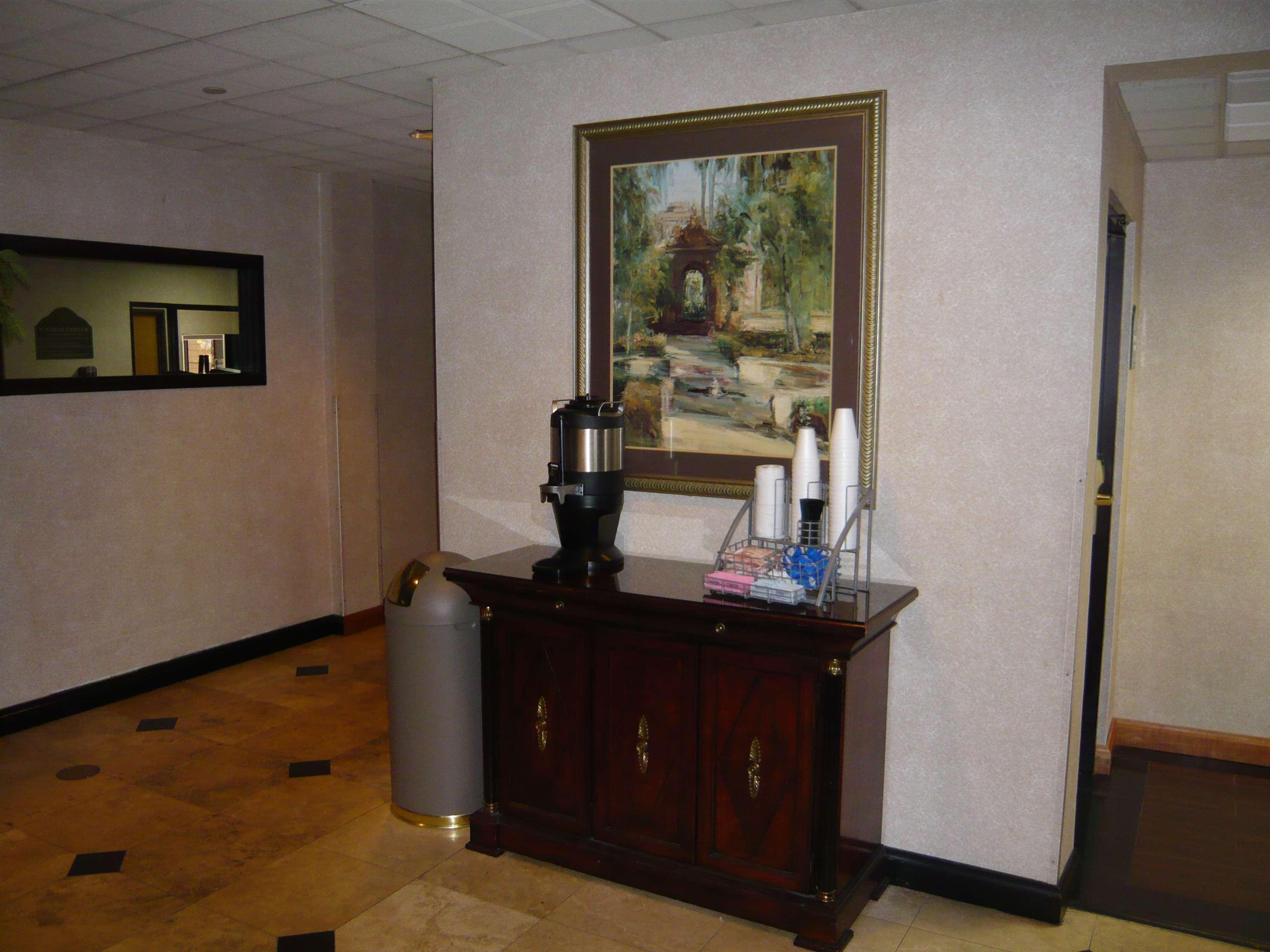 Hotel Wingate By Wyndham - Streetsboro Extérieur photo
