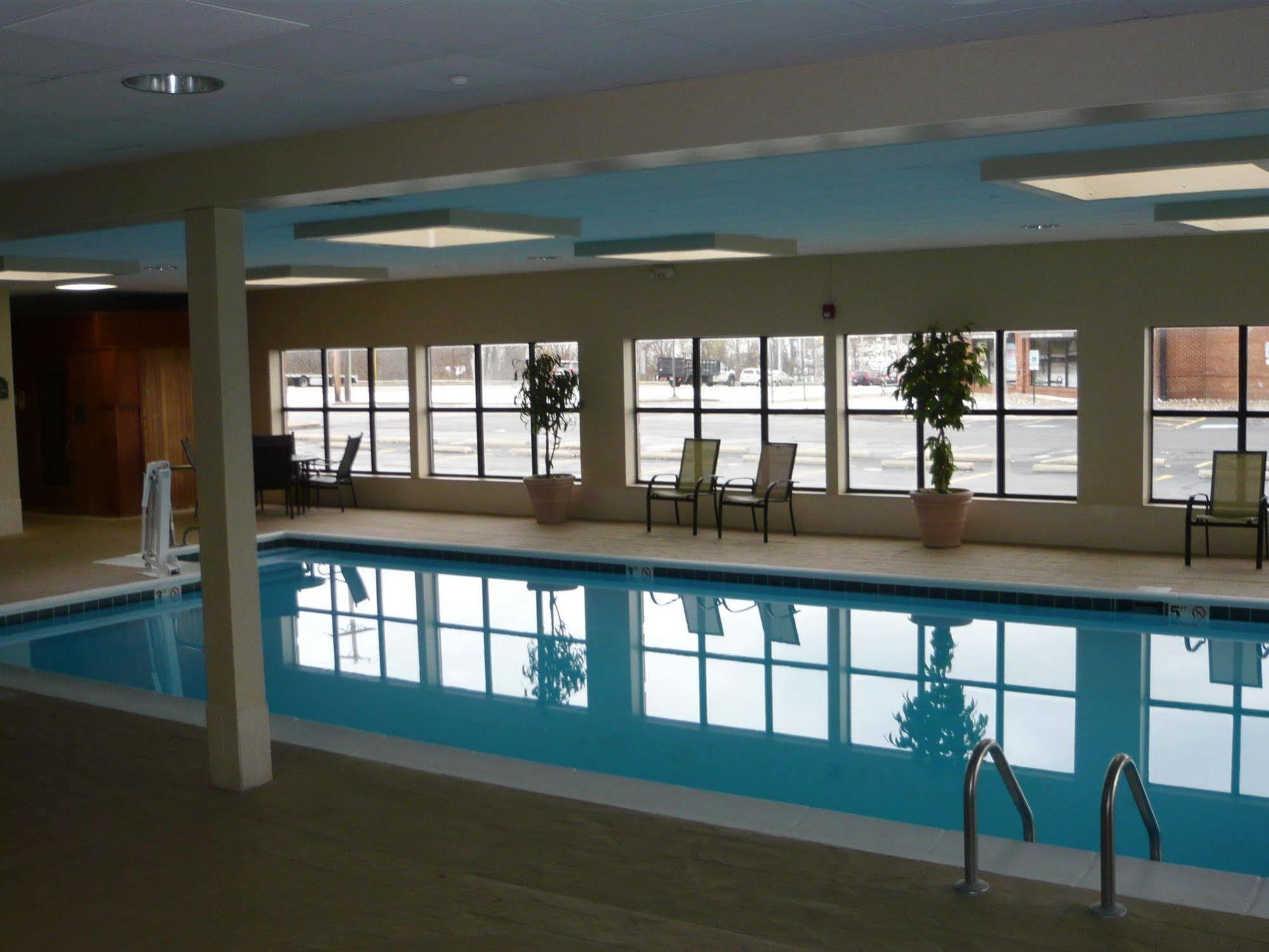 Hotel Wingate By Wyndham - Streetsboro Extérieur photo